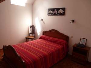 La première chambre avec un lit de 1,40m Photo de la première chambre